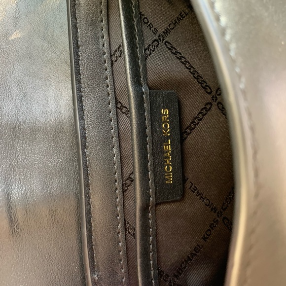 Michael Kors crossbody bag - Picture 5 of 6